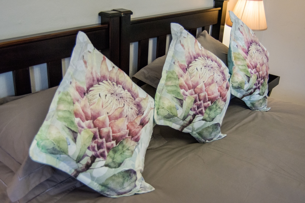 Oxford-Manor-Durban-bed-breakfast-room1A6 Luxury Twin Suite, No.7